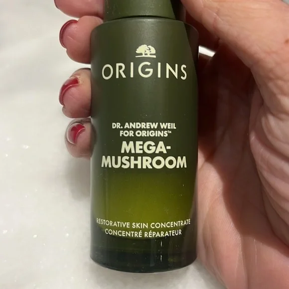 Origins Mega-Mushroom Hydra Mist and Restorative Skin Concentrate